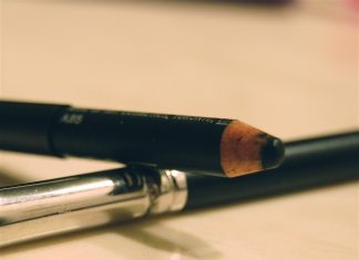 Ranking kredek do oczu. Najlepsze kredki do oczu | Kredka do oczu Kredka do oczu