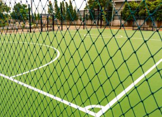 Siatki sportowe do szkół – dlaczego sprawdzą się na boiskach i salach Siatki sportowe do szkół
