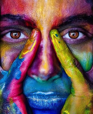 Od czego zapycha się twarz?