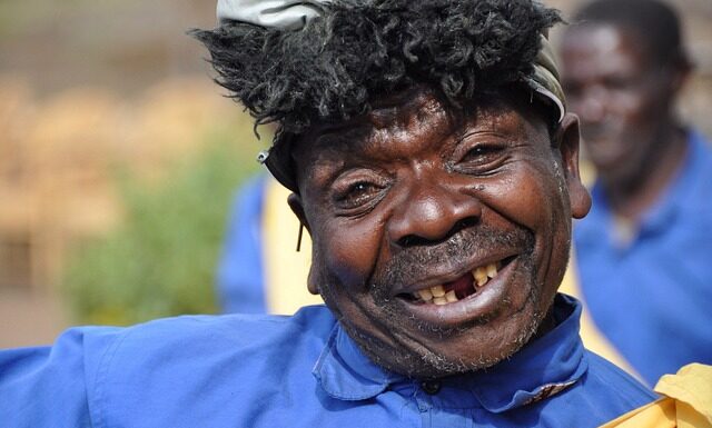 Co niszczy próchnicę?