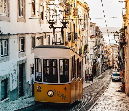 Jak kupić wózek inwalidzki z NFZ?