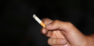 Ile przeciętny palacz pali?