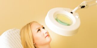 Czy sól działa na pryszcze? Czy sól działa na pryszcze?