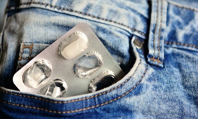 Jak dawkować srebro koloidalne do picia? Jak dawkować srebro koloidalne do picia?