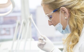 Kto zarabia więcej dentysta czy lekarz?