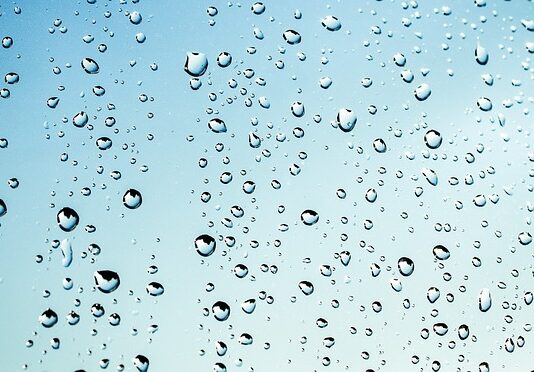 Dlaczego mam cały czas mokro w pochwie?