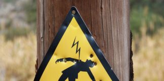 Czy rękawiczki chronią przed prądem? Czy rękawiczki chronią przed prądem?