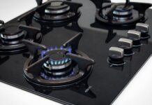 Dlaczego naczynia ze zmywarki są brudne?