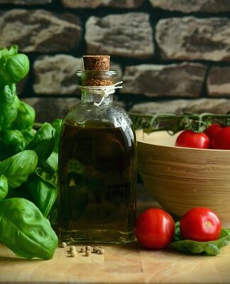 Czego nie można łączyć z pomidorem?