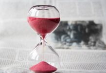 Po jakim czasie zmywa się samoopalacz? Po jakim czasie zmywa się samoopalacz?